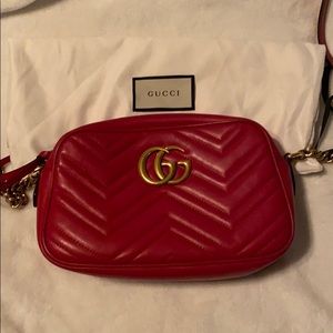 Gucci GG Marmont Small Matelassé Shoulder Bag